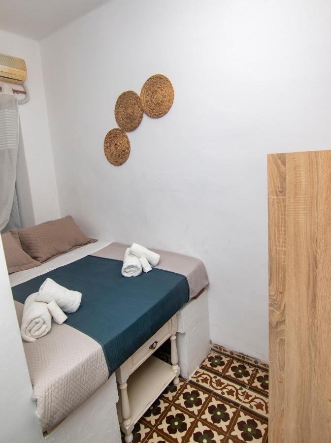 Mascot Bar Street Apartments Rhodes City Екстер'єр фото