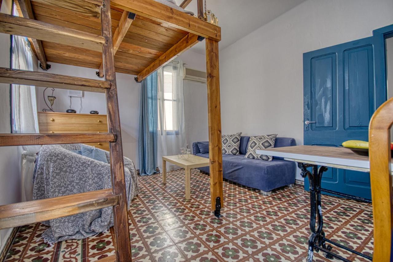 Mascot Bar Street Apartments Rhodes City Екстер'єр фото