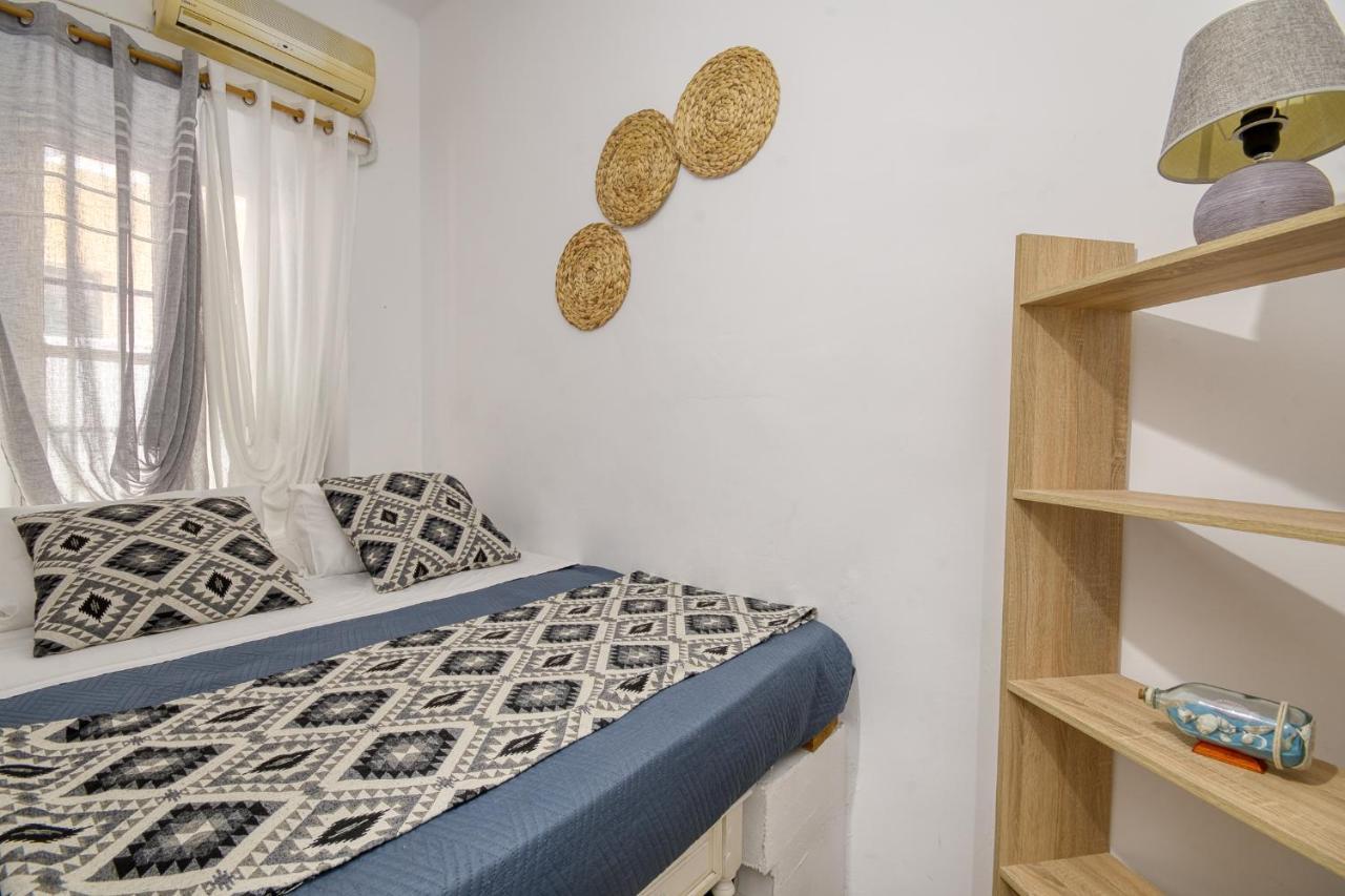 Mascot Bar Street Apartments Rhodes City Екстер'єр фото