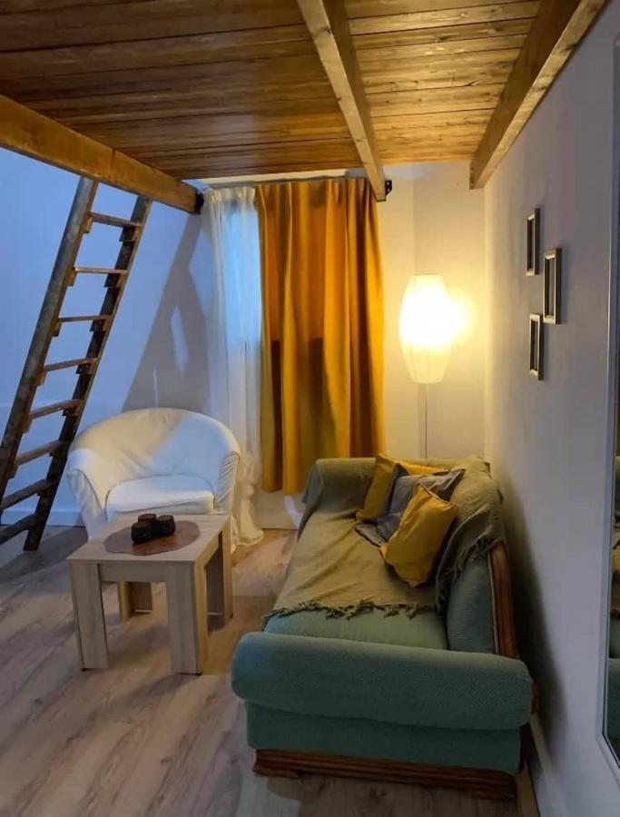 Mascot Bar Street Apartments Rhodes City Екстер'єр фото